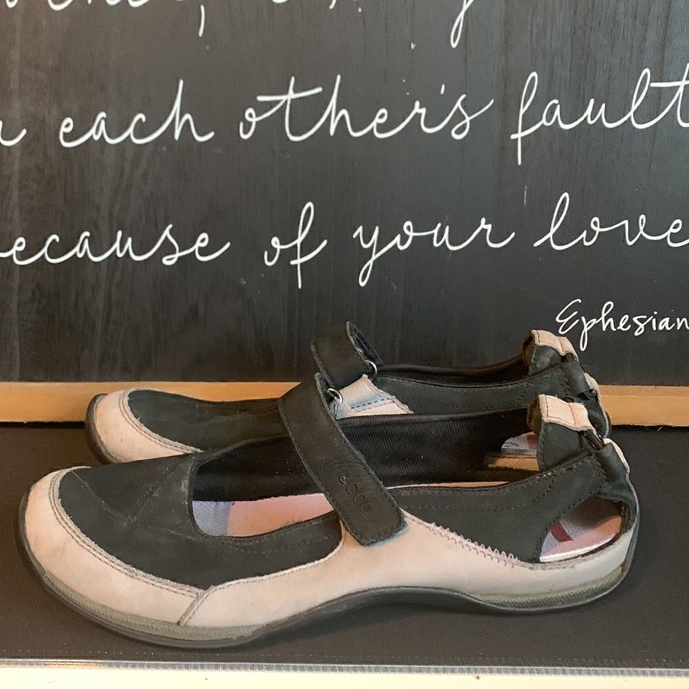 Ecco Receptor Black and gray shoes  size 37